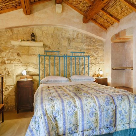 Borgoterra Bed & Breakfast Martano Eksteriør bilde