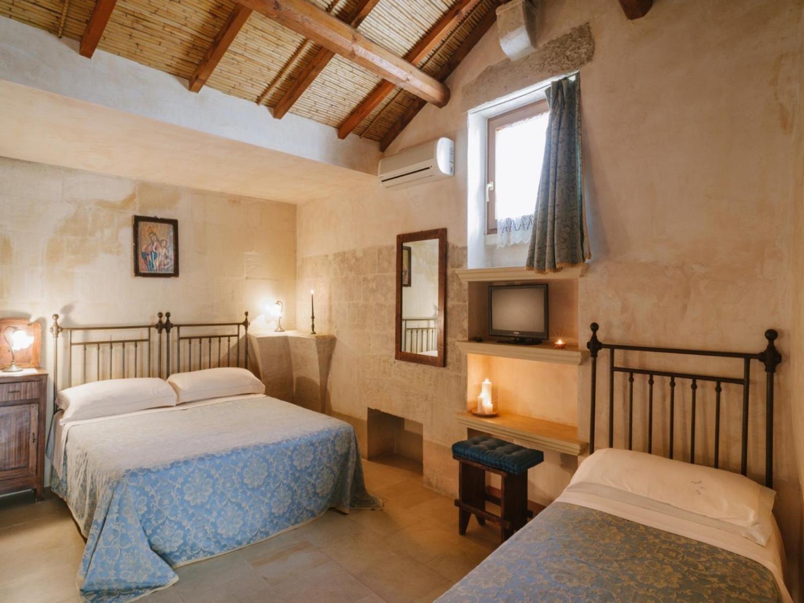 Borgoterra Bed & Breakfast Martano Eksteriør bilde